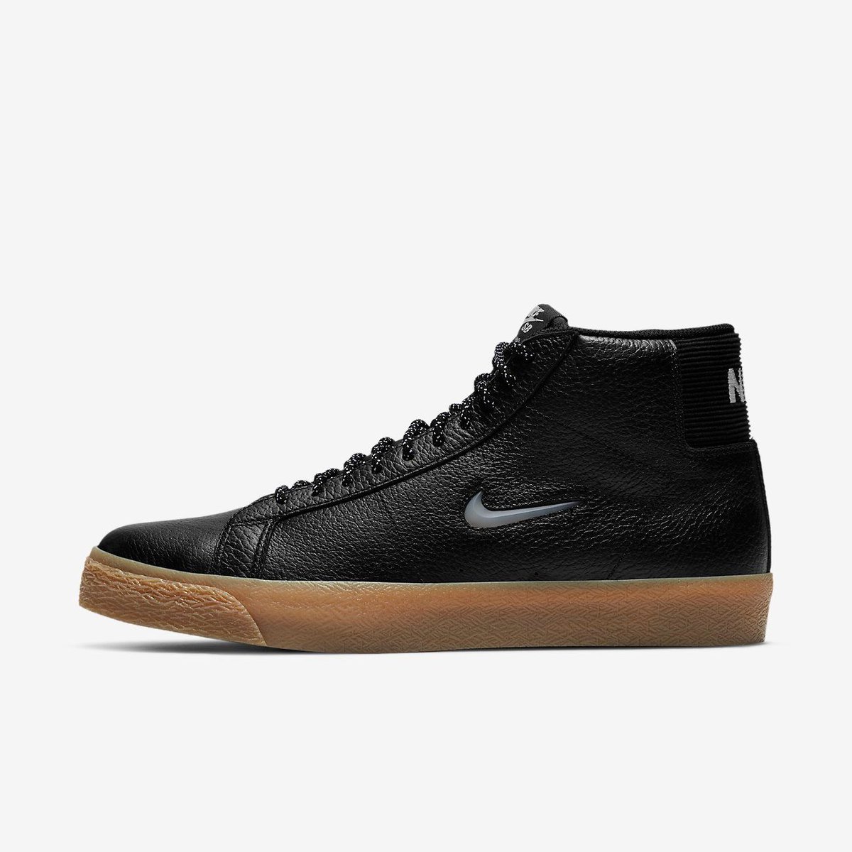 Kicksfinder Ad New Colorways Of The Nike Sb Zoom Blazer Mid Premium Are Available At Nikestore Summit White Glacier Ice T Co V5paakuthr Black Gum T Co A1ul76em9l T Co 6vhcx7mxhj