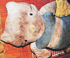 cariolisima's tweet photo. Se viene un nuevo #Píldorasparanodormir y será inspirado por una creepy historia alrededor de #HelloKitty y el asesinato de #ManYee. Atentos al estreno de este viernes en @ItsSpoilerTime. https://t.co/ByW99YpGuq