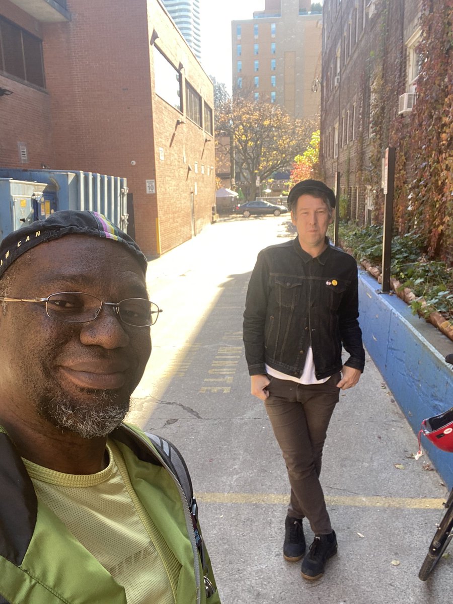LanrickBennett's tweet photo. So this only took 3 years to have happen. #PhysicallyDistancing ‘Meeting of Minds’ with the one &amp; only @tomflood1 off the beaten path. Dad, musician, communicator and cycling advocate. Enjoy that Tom &amp; I do so much of what we love, for our kids. Trying to make a difference 🙏🏽🚲✊🏾 https://t.co/VuyMXUZWic