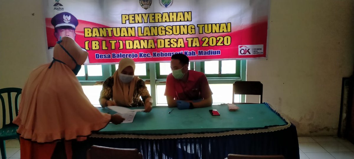 afif_nafiza's tweet photo. Penyaluran BLT-DD Termin 6 bln September Desa #bacem #balerejo #singgahan kec #kebonsari kab #madiun
Rabu, 4 Nop '20
#danadesa #bltdd #pld #pldkebonsari #tppimadiun #tppijawatimur
@jokowi
@halimiskandarnu
@AndryDewantoAh1
@aguss4494
@Pujiastuti_iput https://t.co/dXN20PczMD