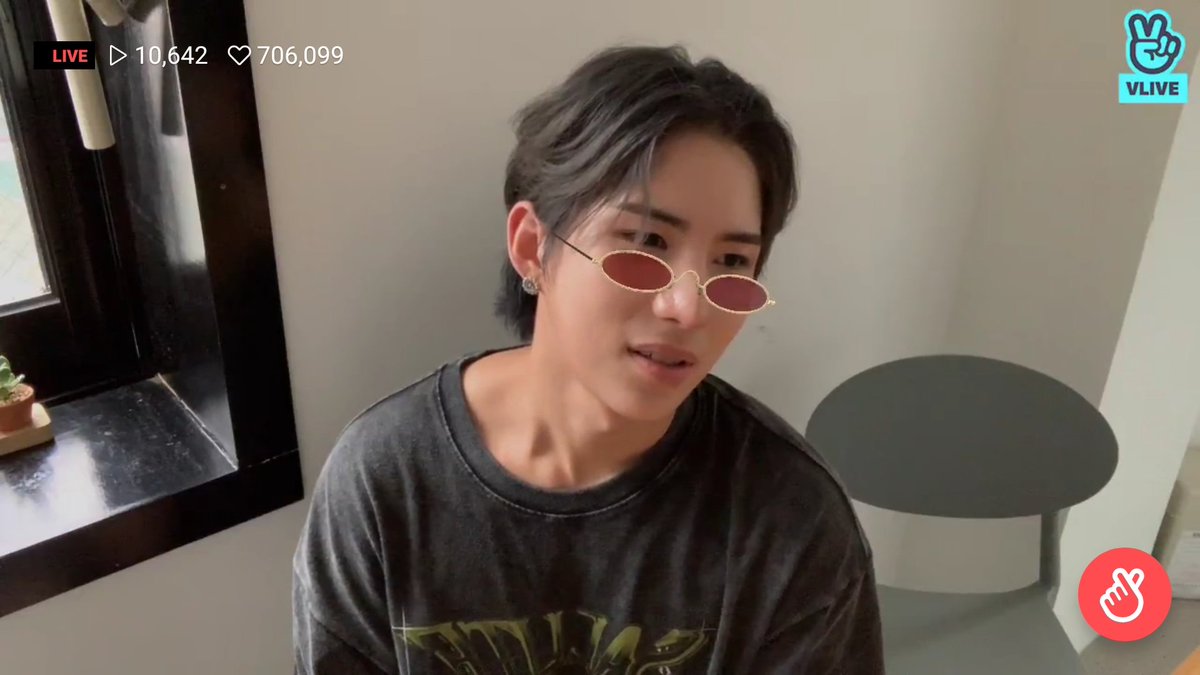 sehyoon very pretty body i love it so i am here to appreciate it platonically thank you