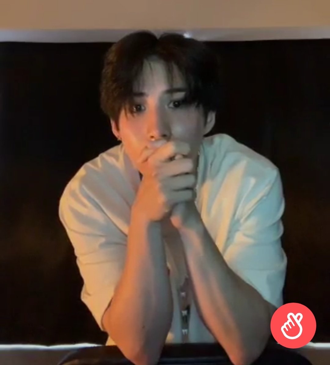 you know what else is pretty? his arms