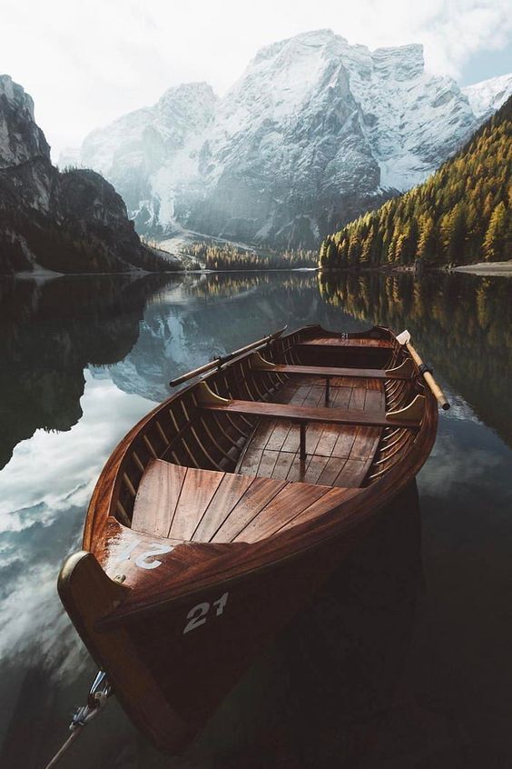 FluxFinance_'s tweet photo. Lago di Braies, Italia (por Carlos Lazarini)
#travel #traveladdict #travels #traveler #photography #sky #forest #iltaly #lake https://t.co/zLzsdaVPk8