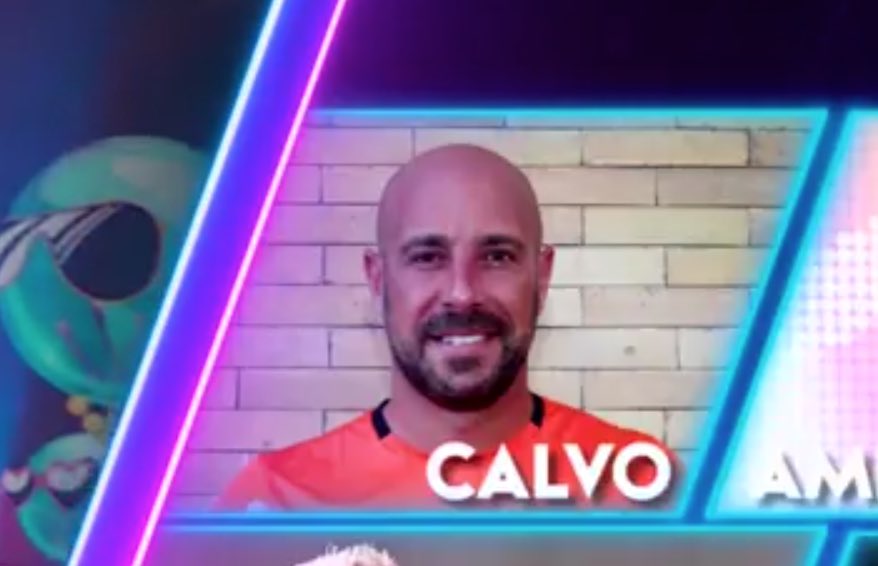 smorenomartinez's tweet photo. Ya nada va a superar esto en el programa de #MaskSingerEstreno https://t.co/pCodyyYJ0B