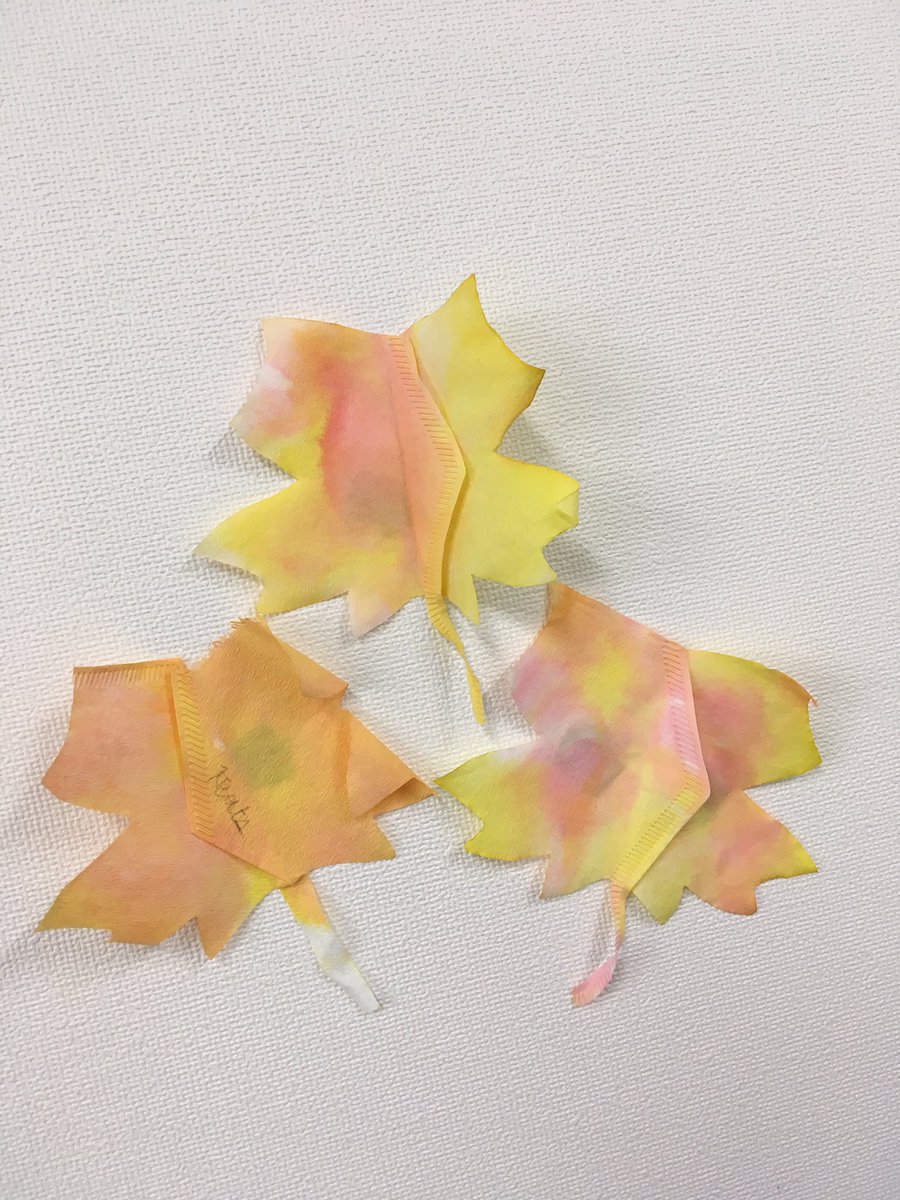 MSTokyoSequoia's tweet photo. Happy Autumn from the Sequoia class! 🍁🍂🌾🍠 #MSTsunshine #MSTart https://t.co/9iASSweFLw