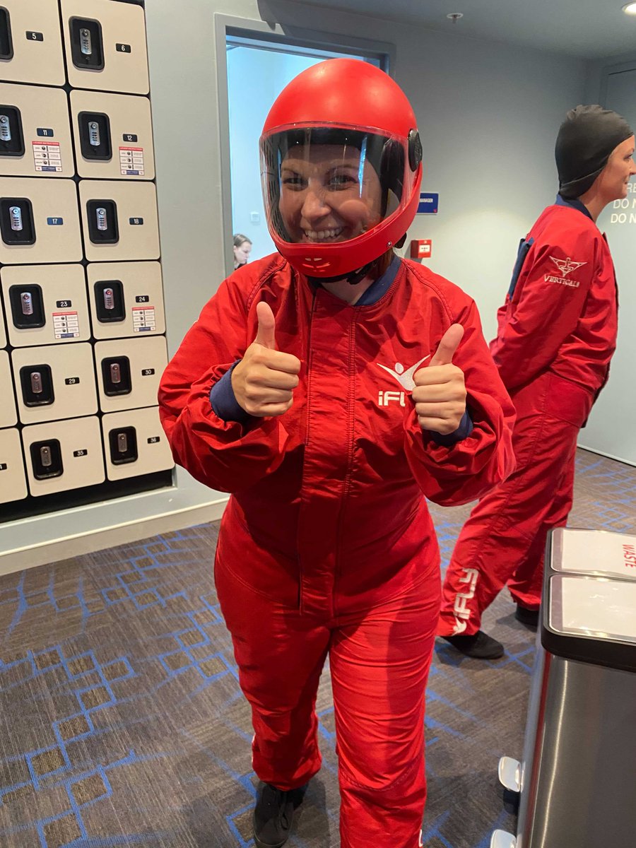 ironbarkmarket's tweet photo. We took our team to the top! The Ironbark Marketing team recently unwound in the wind at iFLY Indoor Skydiving in Chermside. It was a blast to see our team soar.
We are so proud of #TeamIBM!
#IronbarkMarketing #Team #Marketing #TeamBuilding #Culture #Wellness https://t.co/aI03e7T0Cn