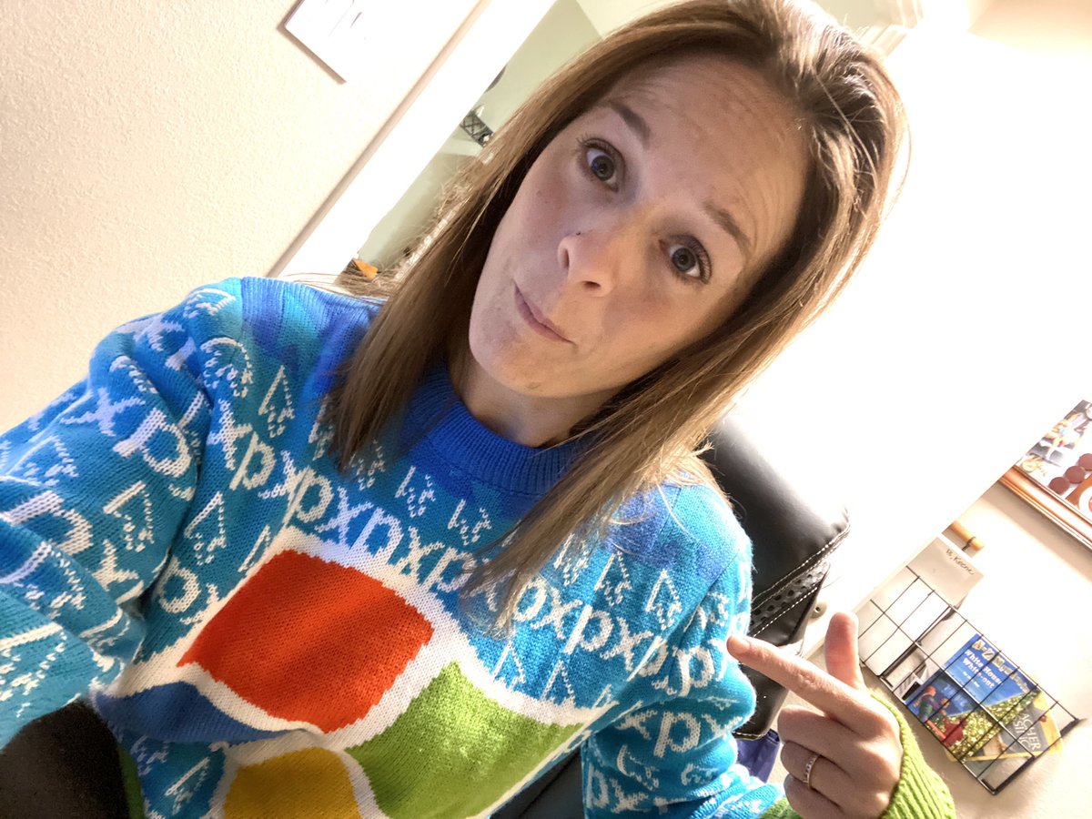 Becky Keene ⛵ (@BeckyKeene) on Twitter photo 04/11/2020 18:40:42 @hollidaymode @mistersnyderman #wfh attire today by special request. @hollidaymode @mistersnyderman #wfh attire today by special request.