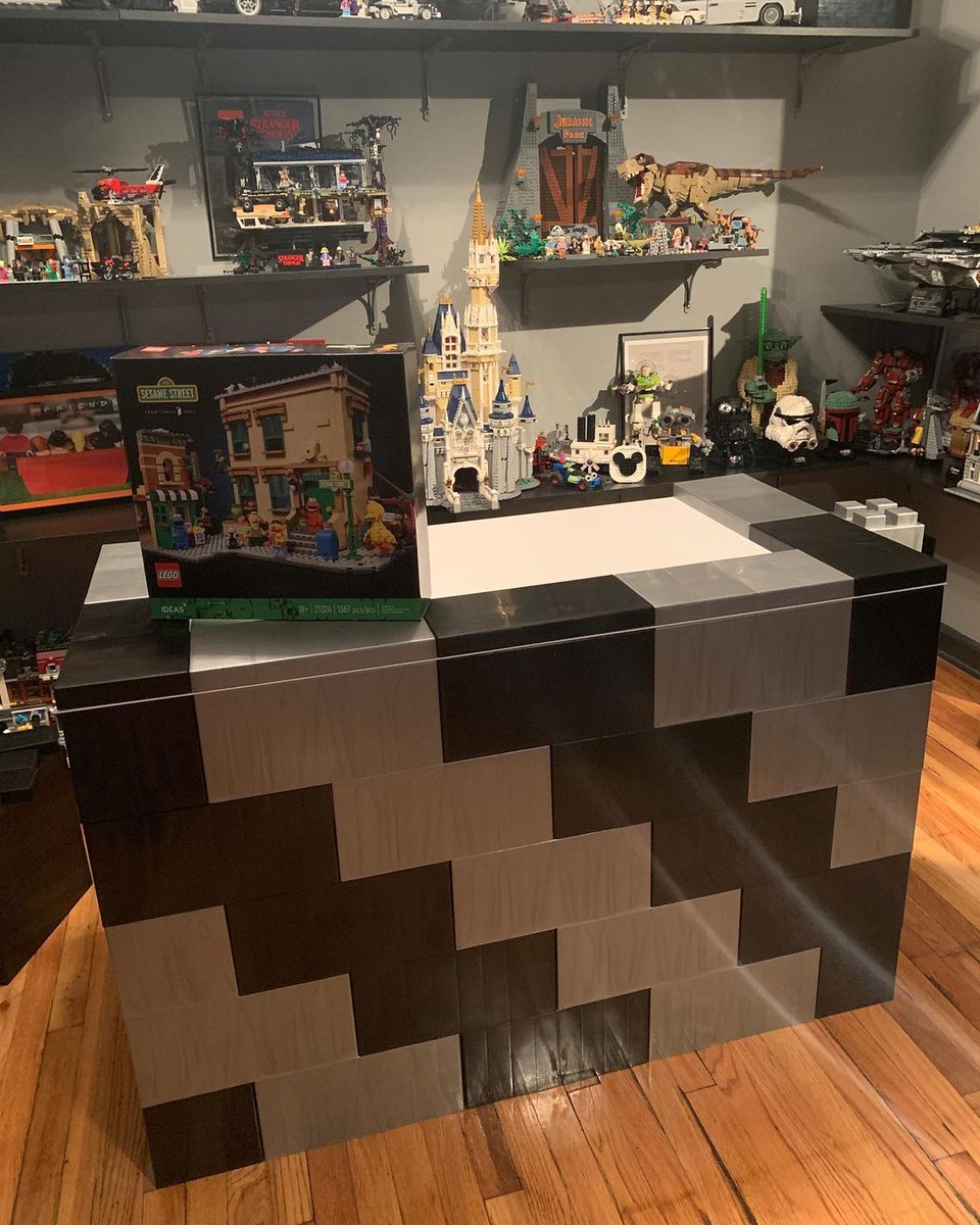 EverBlock's tweet photo. Build a home office desk in just minutes and show off your memorabilia in cool ways using #EverBlock! @FunnyJS
#remotelearning #homeschool #studydesk #deskforkids #modularbuildingblocks #classroomdesks #socialdistancing #modulardesks #remotelearning2020 #homelearning #schooldesk https://t.co/8T31iIkA6t