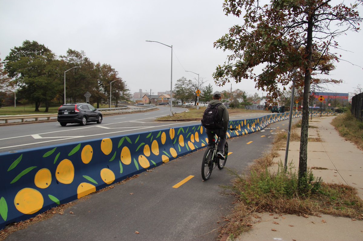 NYC_DOT's tweet photo. As part of #DOTArt #BarrierBeautification initiative, Artist @zfstasi painted over 1,000 linear feet of jersey barriers along the #BikeNYC lane on Shore Pkwy between Bay Pkwy &amp; W 22nd St in #Brooklyn. https://t.co/eBJwuqLd1m