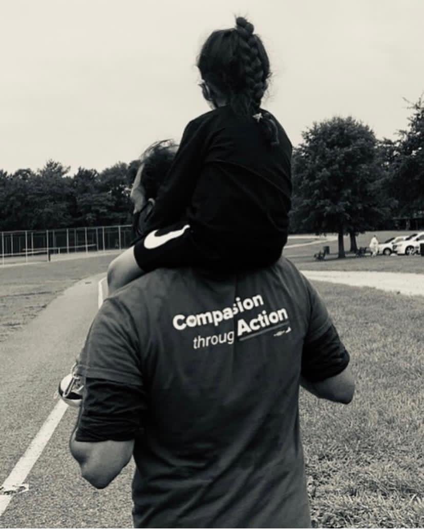 Amatul313's tweet photo. You may not have won but you are more of a leader than @RobWittman will ever be. Stay strong and continue to fight for what is right. May God always be with you, @QasimRashid. Ameen!
#CompassionThroughAction
#LoveForAllHatredForNone https://t.co/1cLxqOpG8P