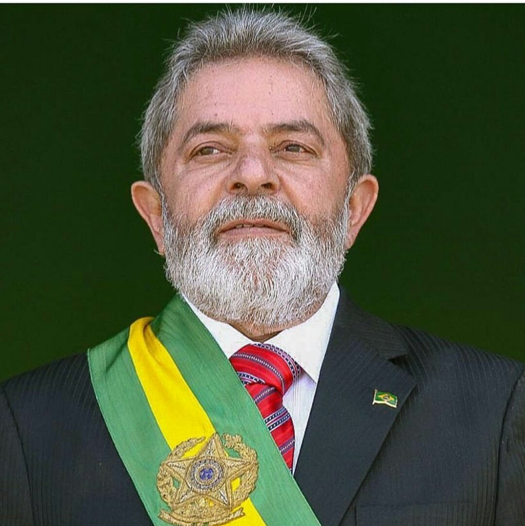 EstevamReboucas's tweet photo. Lula: A superação da profunda crise nacional passa necessariamente pelo fim do governo Bolsonaro e pela instalação de um governo que seja fruto do voto popular, em eleições livres e limpas, com a participação de todas as forças políticas sem exceção.
#LulaElegivel
#ComPTSemFome https://t.co/MmJ53KQcwy