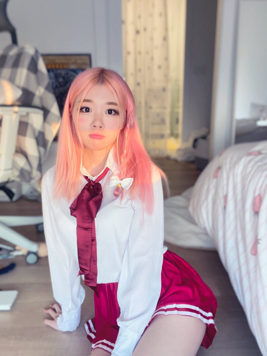 iGumdrop's tweet photo. rental girlfriend jaime at ur service https://t.co/WQE7AZrJwT