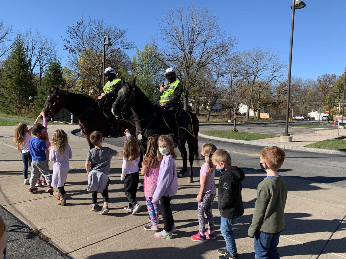 HFLLima's tweet photo. A surprise visit from the Livingston County Mounted Patrol! #hflpride https://t.co/EdhpKuTC0c