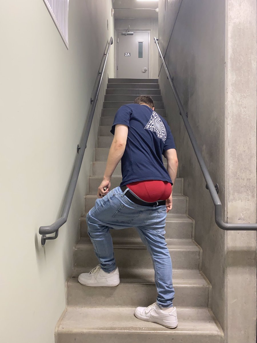 tylersagging's tweet photo. Staircase sagger https://t.co/KCFpPLTQaE