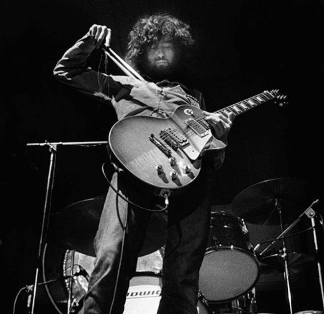 BoredWeb3's tweet photo. Jimmy Page, 1971. 📷 Barrie Wentzell. https://t.co/XtjEtFdpYZ