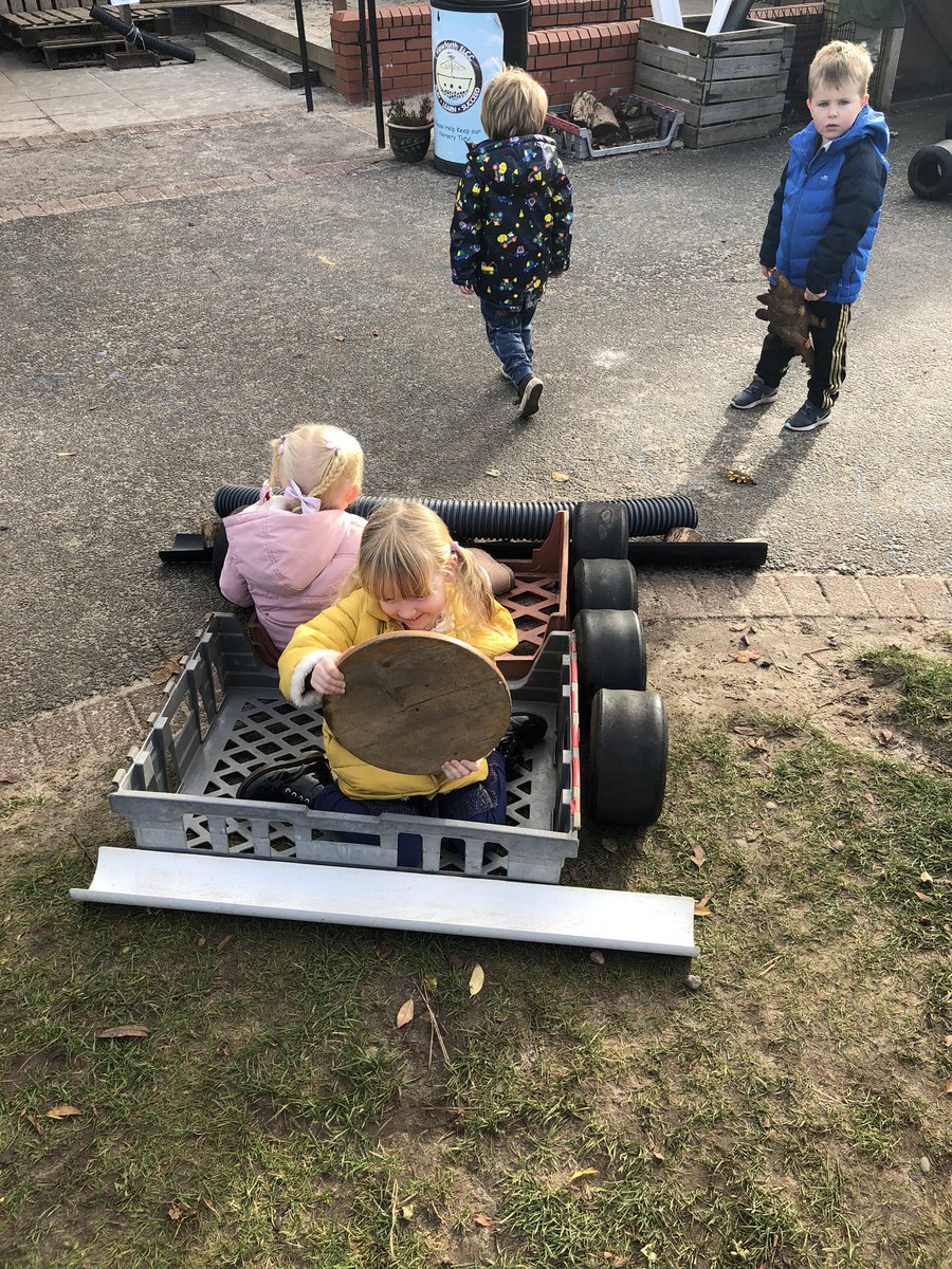 ViewforthELCC's tweet photo. Girls worked together and used bread crates and loose parts to create their car.
Showing good problem solving skills when there were no bricks left for them to use.
#PlayLearnSucceed #cteative https://t.co/7rfPYDaoOV