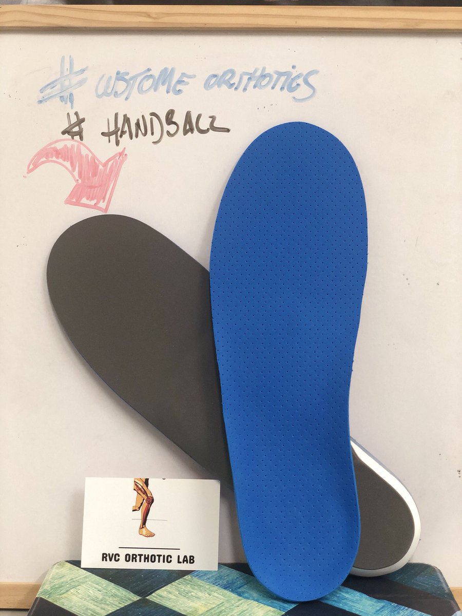 RVC_OrthoticLab's tweet photo. Maximizando el rendimiento de jugadoras del balonmano de élite!!  A full!! #podiatry #podologia #Orthotics #Handball  #balonmano https://t.co/PSJfrZV3UF