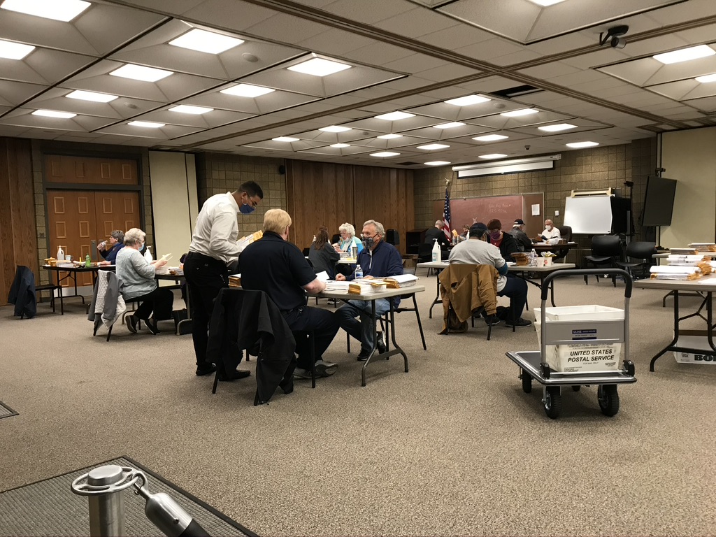 This team just ate lunch, and now they're back to verifying ballots. There are only a few piles left to be verified. It's important to note that these volunteers started this process yesterday morning and quit at 6 PM. It's taken two days to get through this pile.