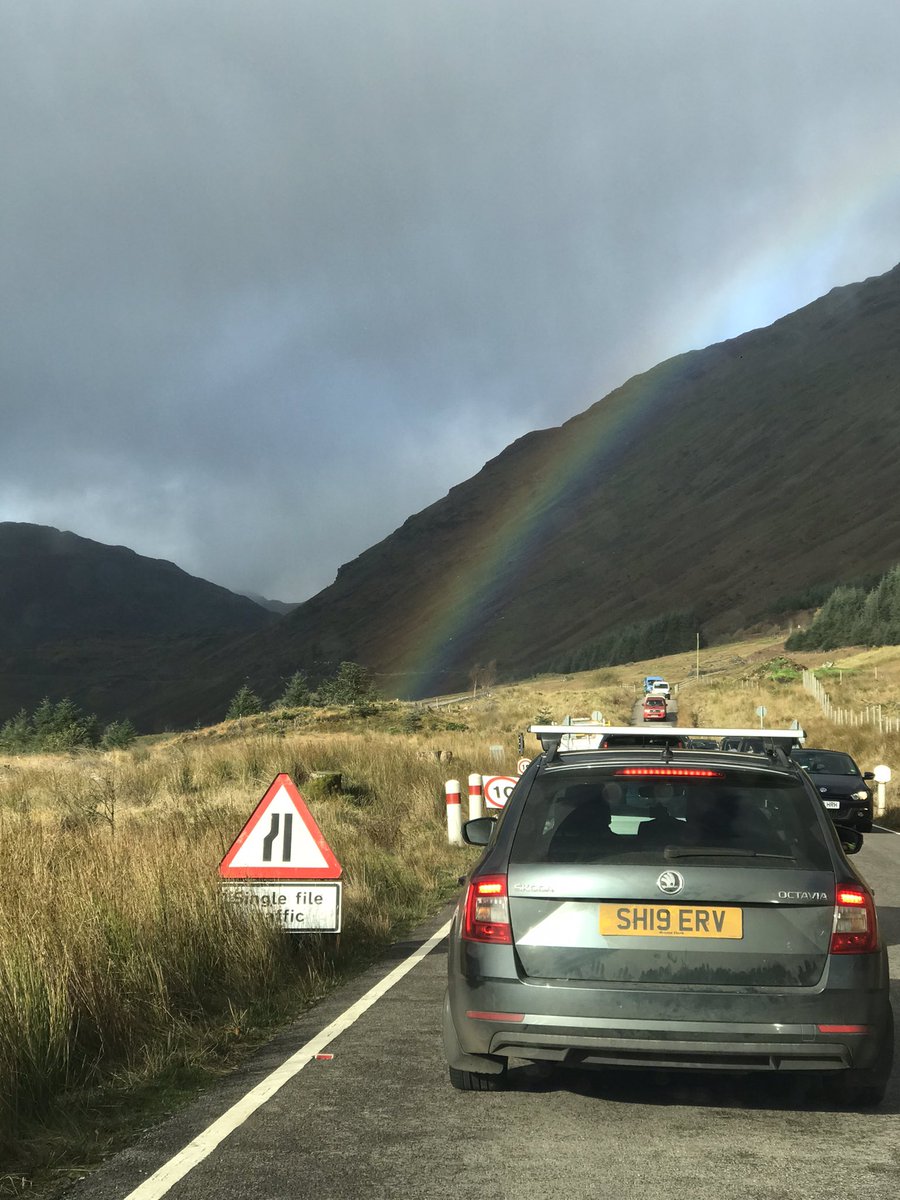 lizmun006's tweet photo. @NWTrunkRoads @JudithRalston @WindyWilson88 one day over the rainbow, waiting for the wee bears convoy ๐๐ #OMR #A83 #weebears https://t.co/A2C6Z9fe23