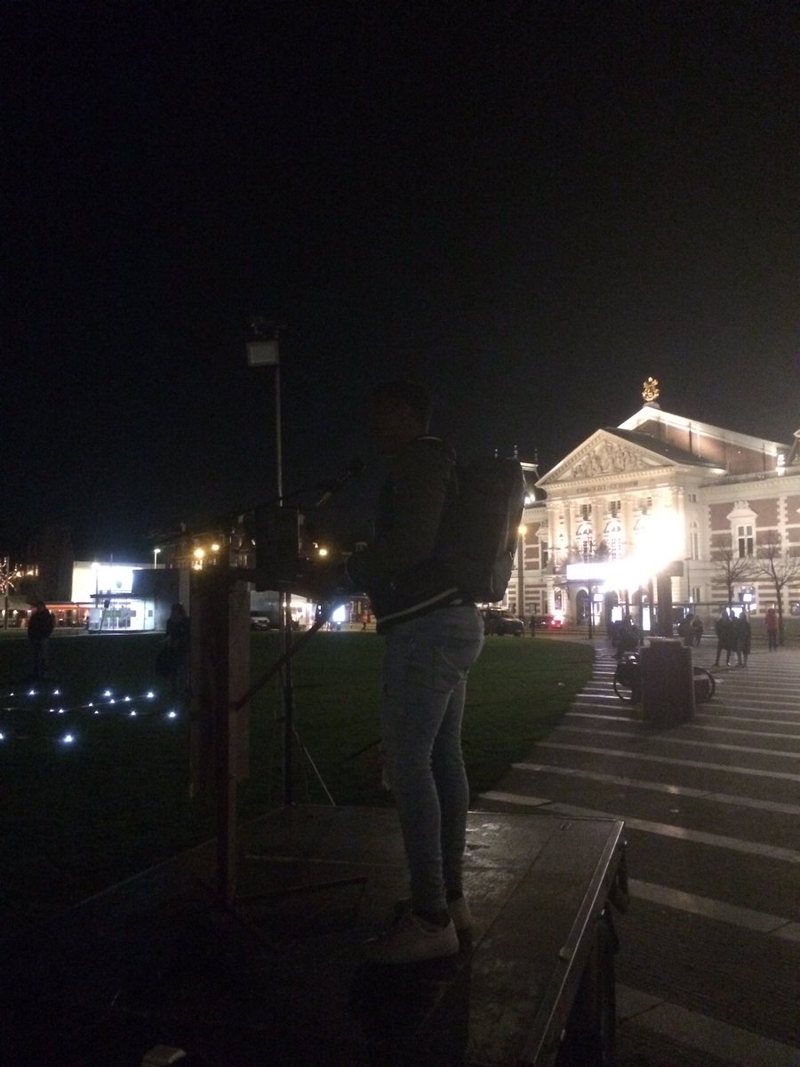 Nielsjongerius's tweet photo. #DefendDemocracy #bikelightprotest #CountEveryVote
Solidarity statements from Amsterdam and improve speeches by antiracist, climate and democracy activists opposite to the US consulate https://t.co/zfuREbOz5v