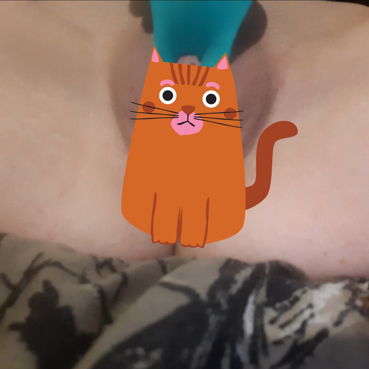 dsala01's tweet photo. Cum watch me play 😛 I still have some 10% off available 😘 link in bio https://t.co/yvgUJeBaAg