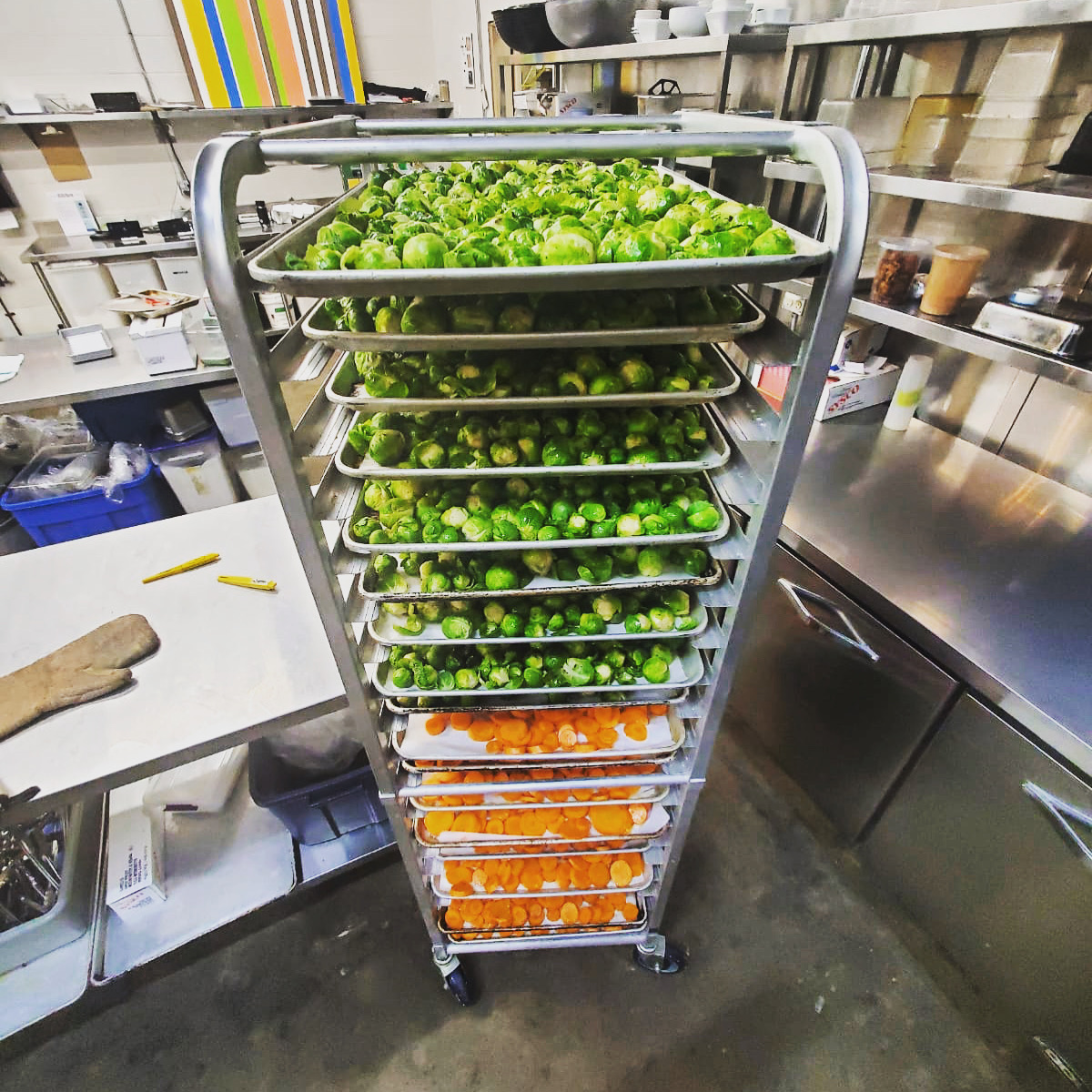 Still cookin’ it up over here at LUNCH (thekitchenottawa.ca). Hoping everyone is safe and well. We miss all our friends downtown!
#Ottawa #HealthyEating #MyOttawa #SupportLocalBusinesses