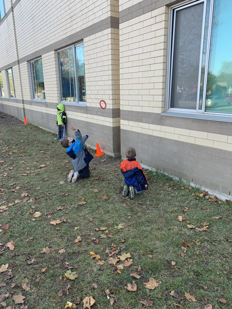 msmith1's tweet photo. Thanks @GEDSB for our new outdoor education equipment. Our Bulldogs love keeping busy outside! @Branlynbulldogs https://t.co/z1ciwQqpCb