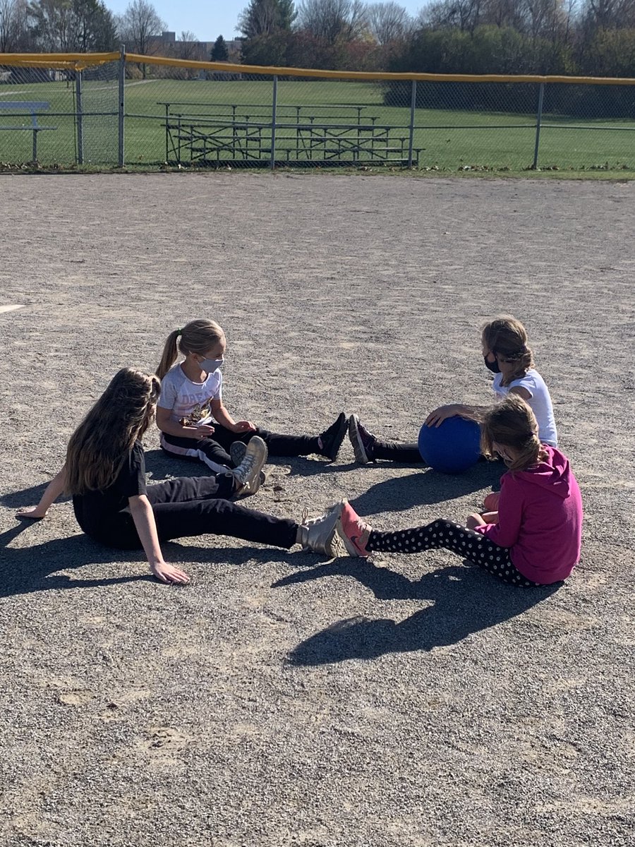 msmith1's tweet photo. Thanks @GEDSB for our new outdoor education equipment. Our Bulldogs love keeping busy outside! @Branlynbulldogs https://t.co/z1ciwQqpCb