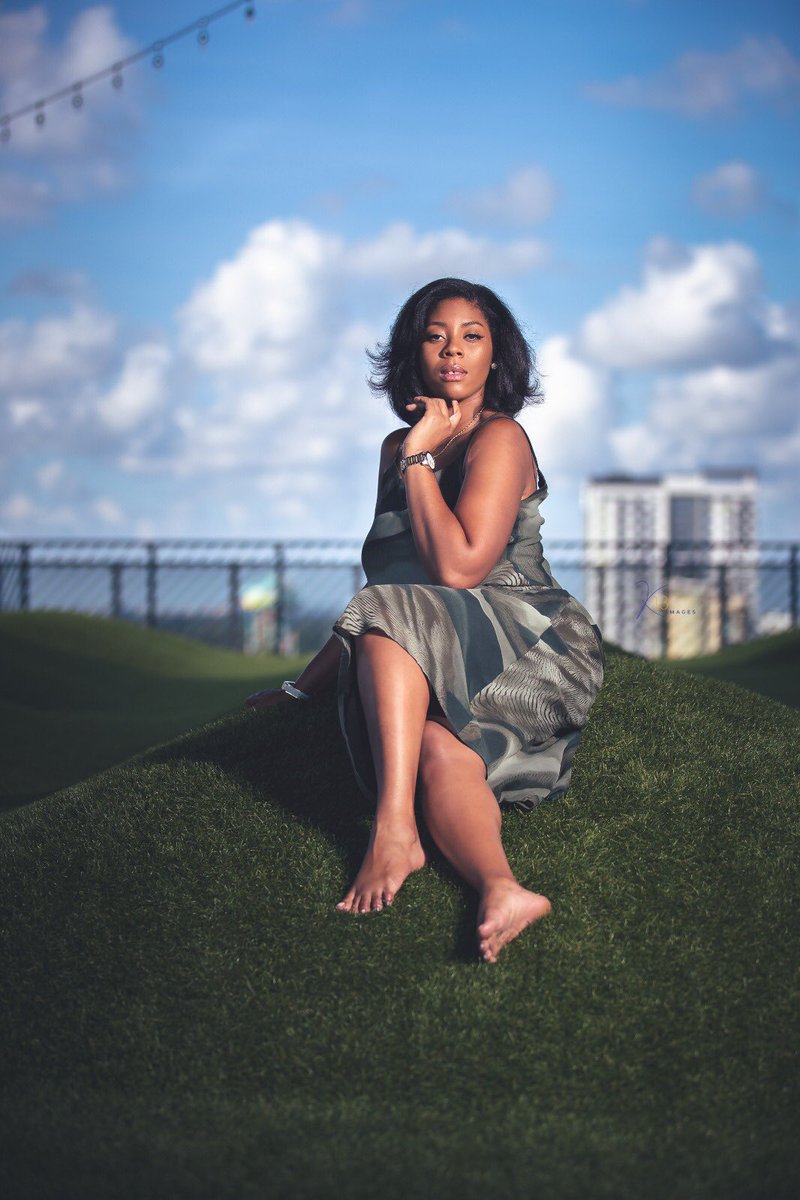YaniDoesStuff's tweet photo. Them: Who do you think you are?

Me: Better than I was yesterday, but you don’t need to ask me, check the results!

#Designer #FineArtist #Entrepreneur #BusinessOwner #ProblemSolver #LifeLiver

📸 photo cred: Karim Harrigan https://t.co/wSUxOOZ4VQ