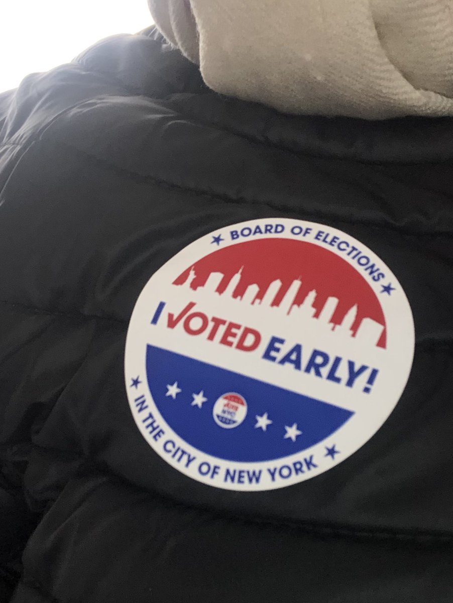 cclareMDMPH's tweet photo. #ACOGvotes Yep 8 hours wait. Early voter in NY #alwaysblue #NYer4life https://t.co/cpPHsZpLsY