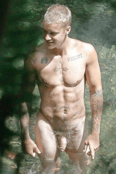ROLASFAMOSAS's tweet photo. OQUE ACHA?
#JustinBieber𓃹 https://t.co/bqhL1gyqsl
