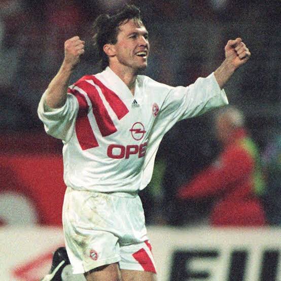 esdeepoca's tweet photo. Bayern 1991 x Adidas. #esdeepoca ⚽️🏆💎🔥 @adidasfootball @FCBayernES #lotharmatthaus https://t.co/9TkezWTtq6