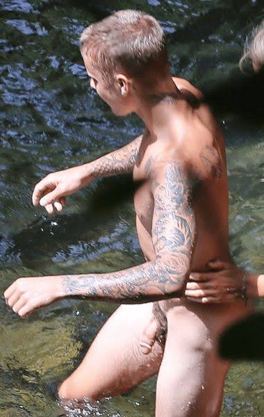 ROLASFAMOSAS's tweet photo. Oque acha?
#JustinBieber𓃹 https://t.co/fjGKxd76IU