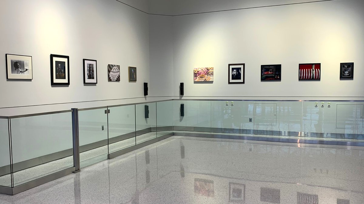 Photograph of Maryland Photography Alliance exhibit at D/E International Art Gallery.