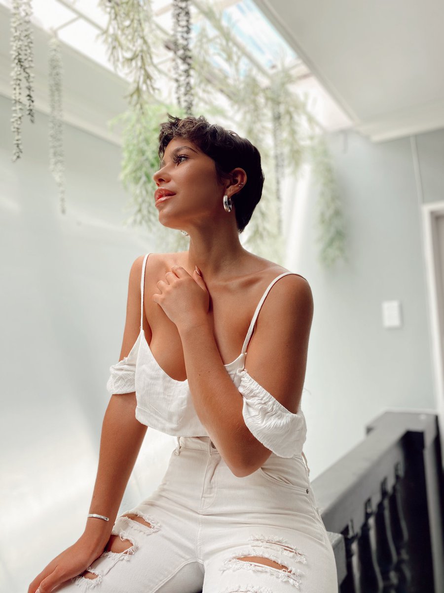 nadiajaftha_'s tweet image. 🕊 🤍