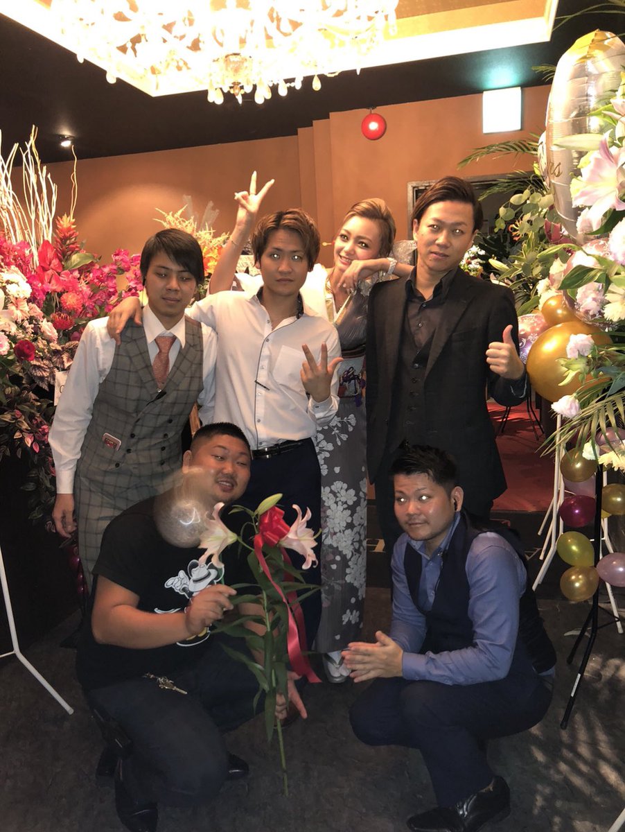ssrl_0123's tweet photo. 報告🥺移籍します👈
場所決まってないけどw https://t.co/1nzaVNryMK
