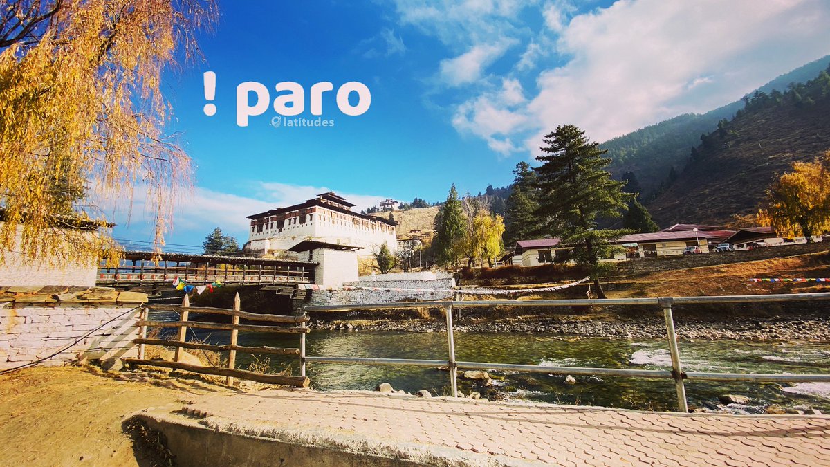 latitudesin's tweet photo. The #Rinpung #Dzong, fortress in #Paro, #Bhutan is combination of architecture, rich historical representation of Bhutan culture and history. The must visit place to see detailing woodwork and paintings on wall. One must visit this in a day and night as well. #ishanya #roadtrip https://t.co/0dfaNwlHtP