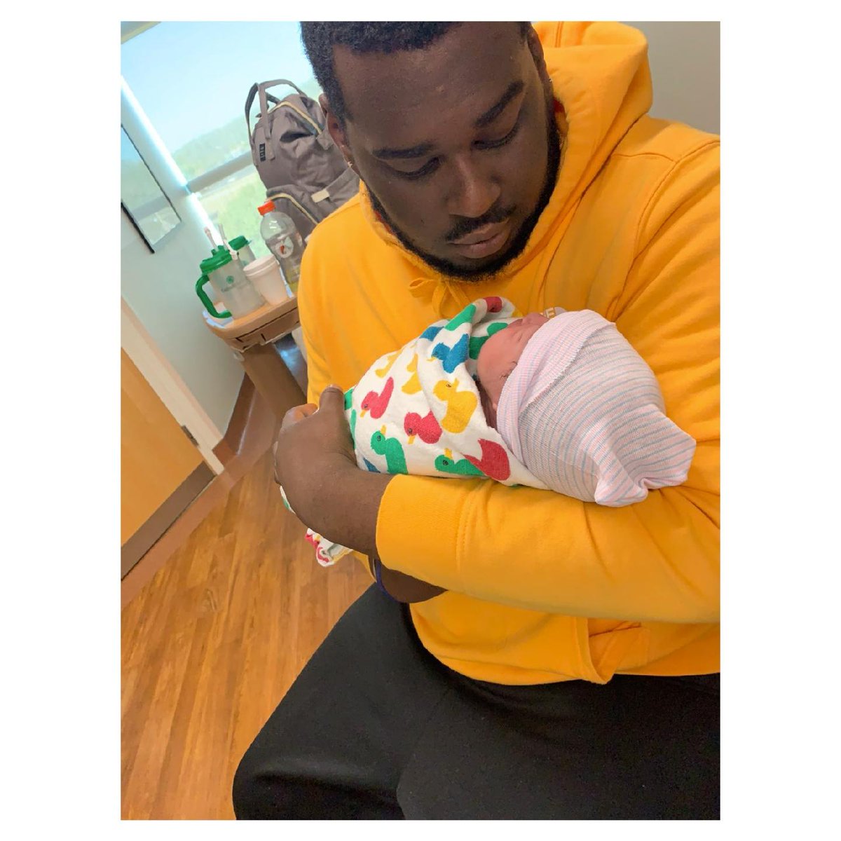iAmBigChase's tweet photo. #NewProfilePic https://t.co/cle68x8oV2