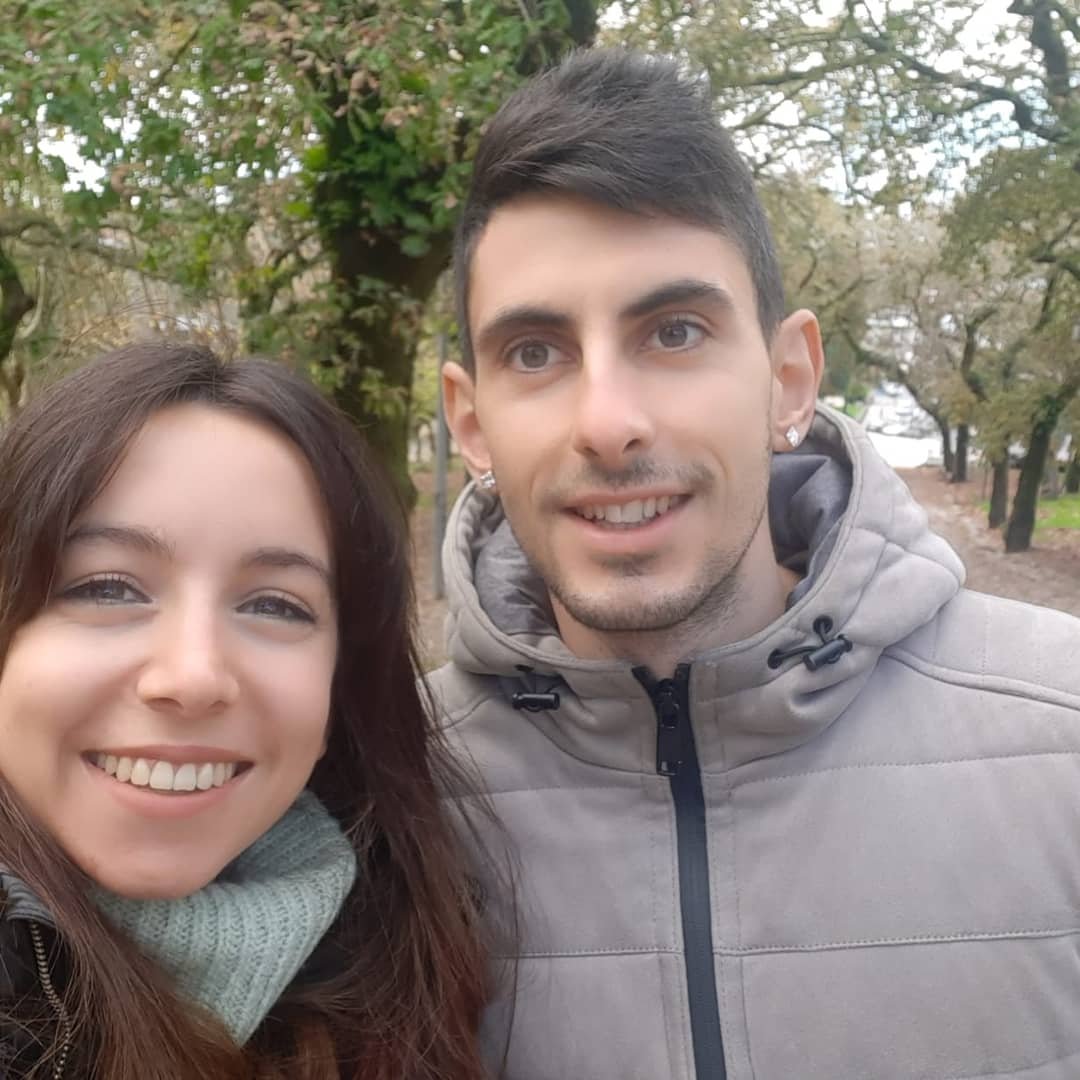 oscarsant1ago's tweet photo. 🎼🎵🎶Vivamos nuestra historia. Parece que el destino nos ha juntado a posta.
Tu mirada inunda mi mente 🎶🎵
🖤 #Leo🐾 #EquipoDe3 https://t.co/3UEROk7Fkz