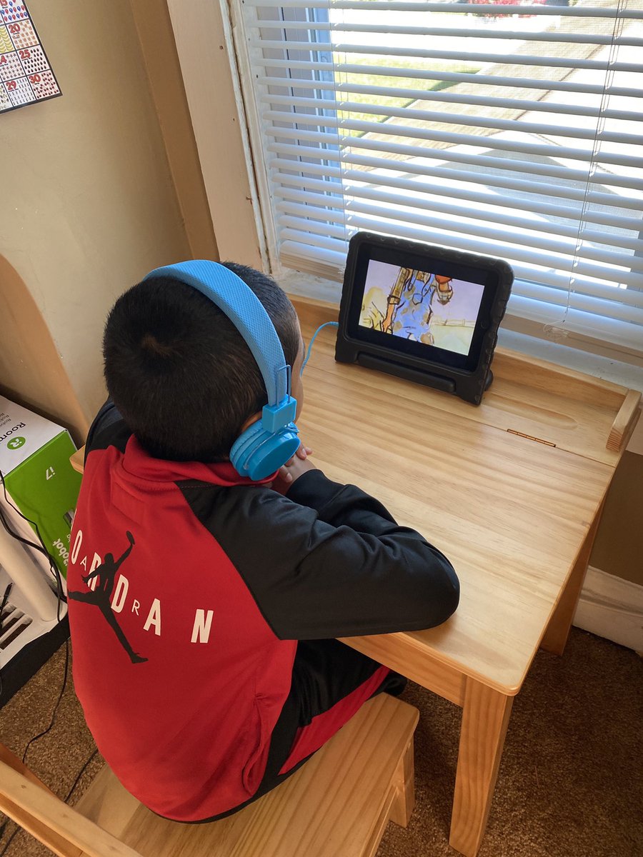 martelli_linda's tweet photo. LindaTheLibrarian says keep on reading at Park Ave School...Kindergarten student  reading “The Night Before Election Day,” by Natasha Wing and “Duck for President,” by Doreen Cronin @martelli_linda @Principal_MH @UrbanEducator81 @Gerald_Fitzhugh #GoodtoGreat #ParkStrong https://t.co/1sOUCpmhAt