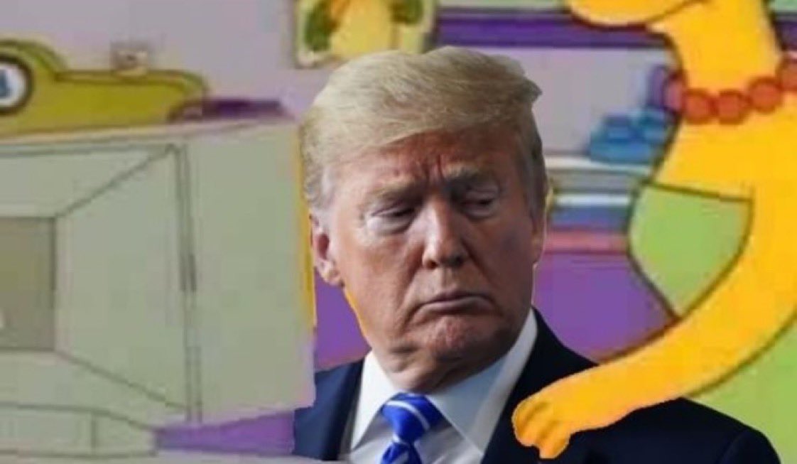 clownlito's tweet photo. "imma need you to go ahead and clock out for me" https://t.co/W6MltRsTl7
