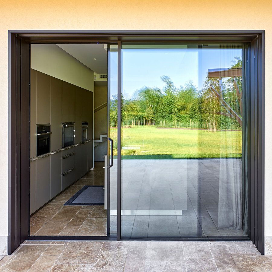 ReynaersSP's tweet photo. Villa Hi-Finity Bergamo
by Patrizia Marcandalli
con correderas minimalistas Hi-Finity de Reynaers
Más información: https://t.co/NRmzU5iI2R
#TogetherForBetter #WeAreReynaers #HiFinity #Architecture #Arquitectura #Design https://t.co/8zCiBh8KnC