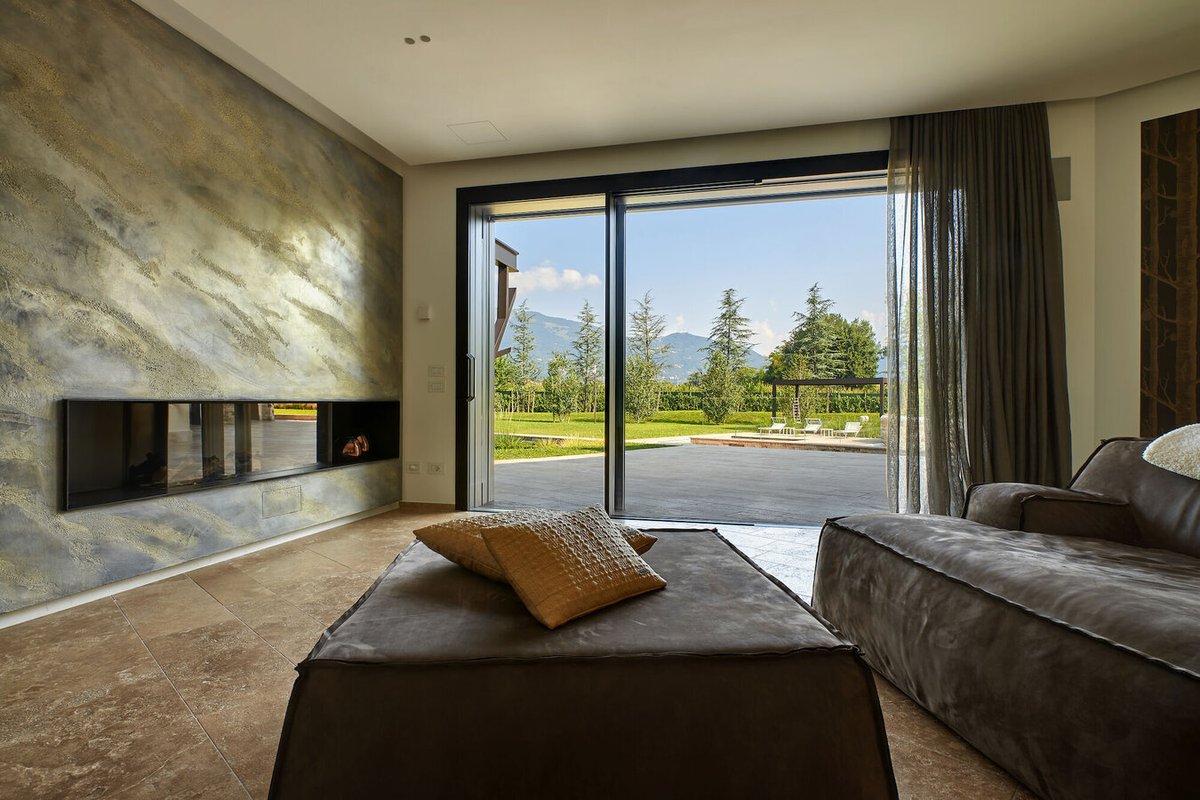 ReynaersSP's tweet photo. Villa Hi-Finity Bergamo
by Patrizia Marcandalli
con correderas minimalistas Hi-Finity de Reynaers
Más información: https://t.co/NRmzU5iI2R
#TogetherForBetter #WeAreReynaers #HiFinity #Architecture #Arquitectura #Design https://t.co/8zCiBh8KnC