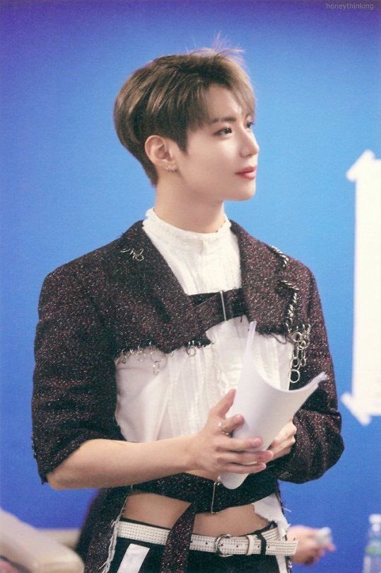 Thread of my favorite Taemin fits  of all time