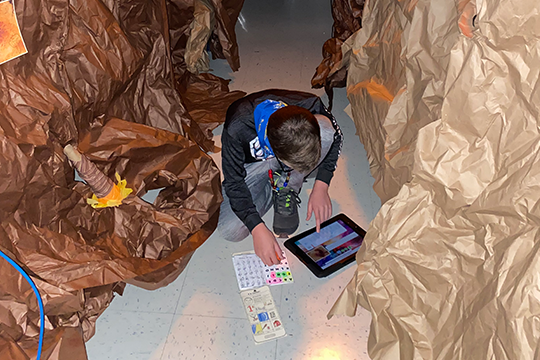 FrenshipISD's tweet photo. HOW COOL IS THIS?

Read more about how GT teachers across the District transformed classrooms into CAVE escape rooms:
https://t.co/mUuVU81wA9 https://t.co/tihXSdNIg2