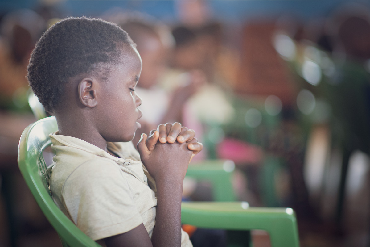 oasisfororphans's tweet photo. This is our posture today as we seek the Lord in Kenya, in the US, and around the world.

Drop a 🙏 in the comments if you're joining us in prayer today! https://t.co/snhd4XK75h