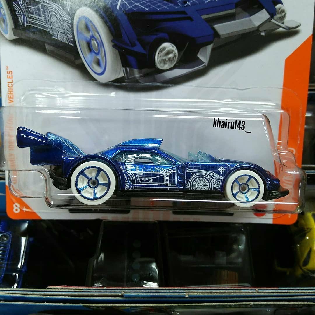 hotwheelsapp's tweet photo. New Chase ID - GT Hunter for Mix E in Mainline Hot Wheels 2021.
.
.
.
#hotwheels #hotwheelsnews #hotwheels2021 #hotwheelsid #hotwheelschaseid #hotwheels #caseE #mixE #hotwheeslcollection #hotwheelscollectors #hotwheemsdiecast #chaseid #chaseid2021 https://t.co/nVnz7bloW3