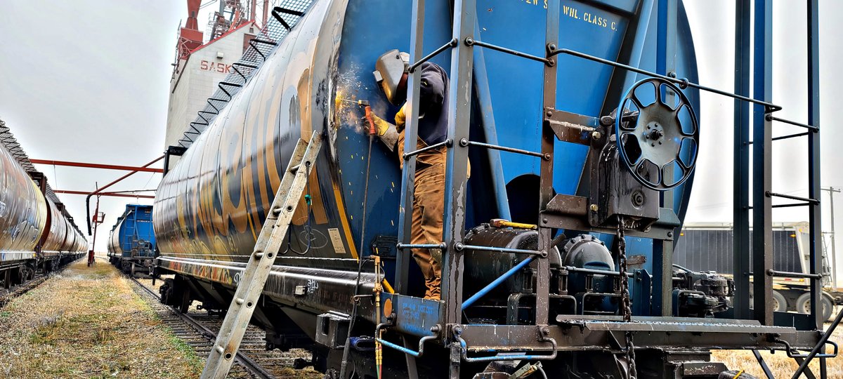 StandardRail's tweet image. Did your railcar see some turbulence while in route to the facility? Come talk to us today so we can get your cars looking ship-shape for your next ship out. 
#railcar #repair #welding #transport