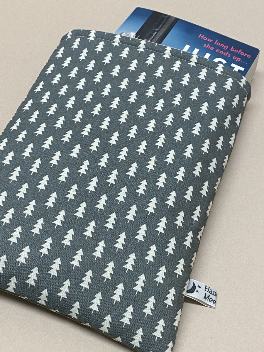 meeliemoon's tweet photo. #handmadehour love the Nordic tree fabric book sleeve! Excited to share this item from my #etsy shop: Nordic Tree Print Fabric Book Sleeve protector,  Grey print book sleeve, padded fabric book cover,book protector,book lovers gift. https://t.co/laKoMbm2e8 https://t.co/9mhuNvgDEs