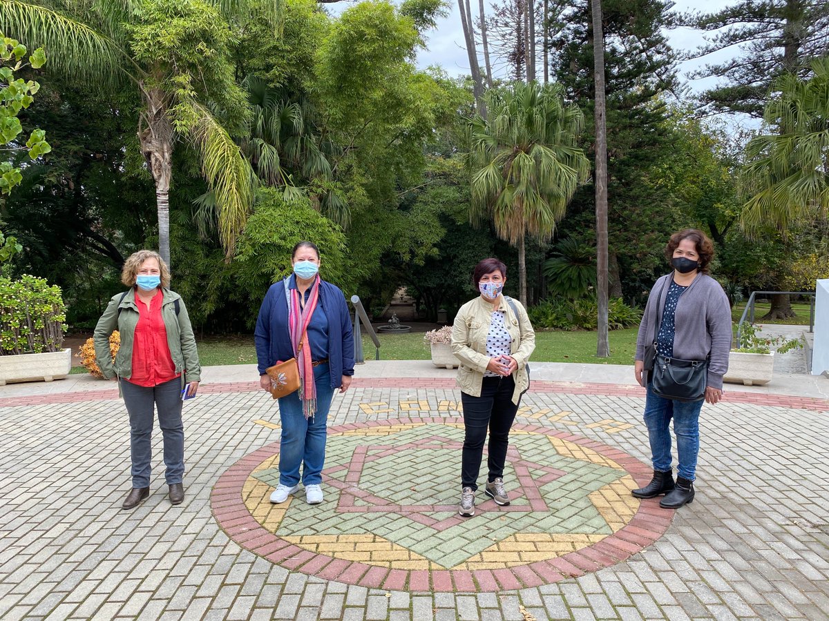 MalagaConTodas's tweet photo. La falta de mantenimiento e inversión por parte del Ayuntamiento de #Málaga ha provocado la pérdida de especies y la degradación del Jardín Histórico #LaCónsula.

Exigimos al equipo de gobierno de PP y Cs que recupere cuanto antes esta joya medioambiental y la abra al público. https://t.co/zY9DmEIXhb